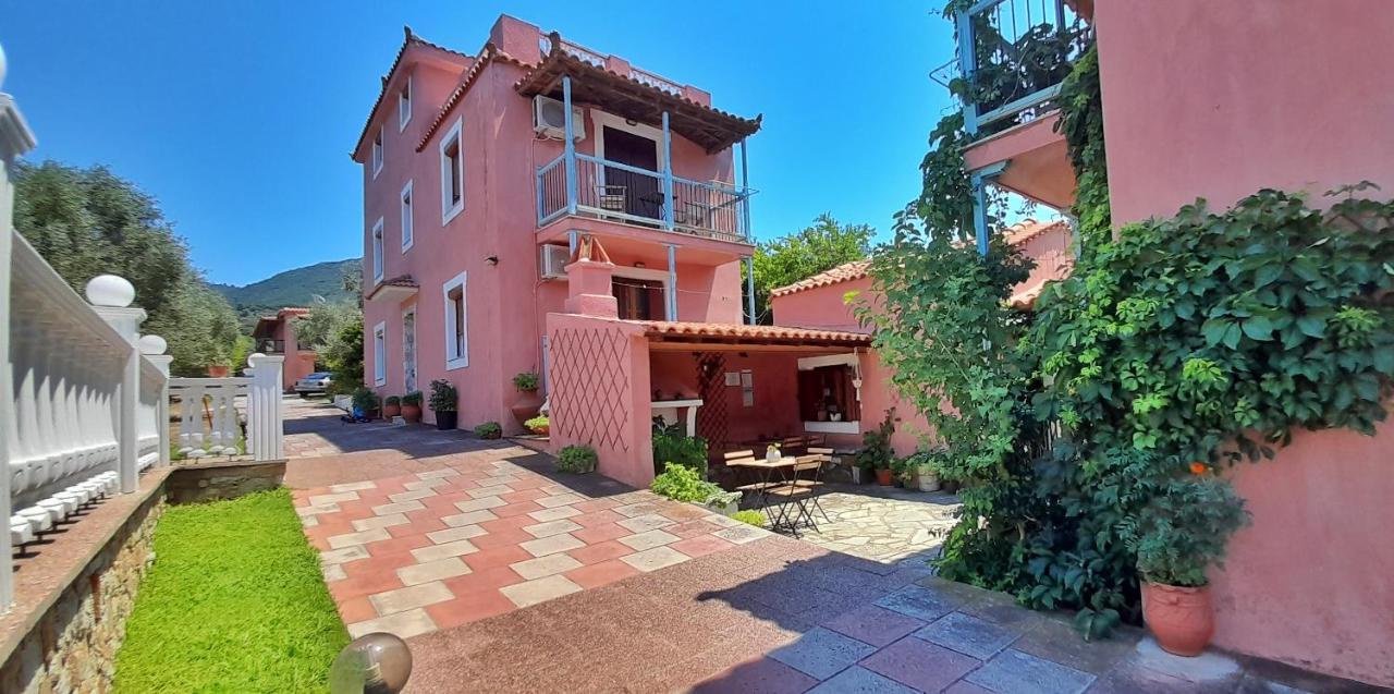 Georgia Apartments Стафилос Экстерьер фото